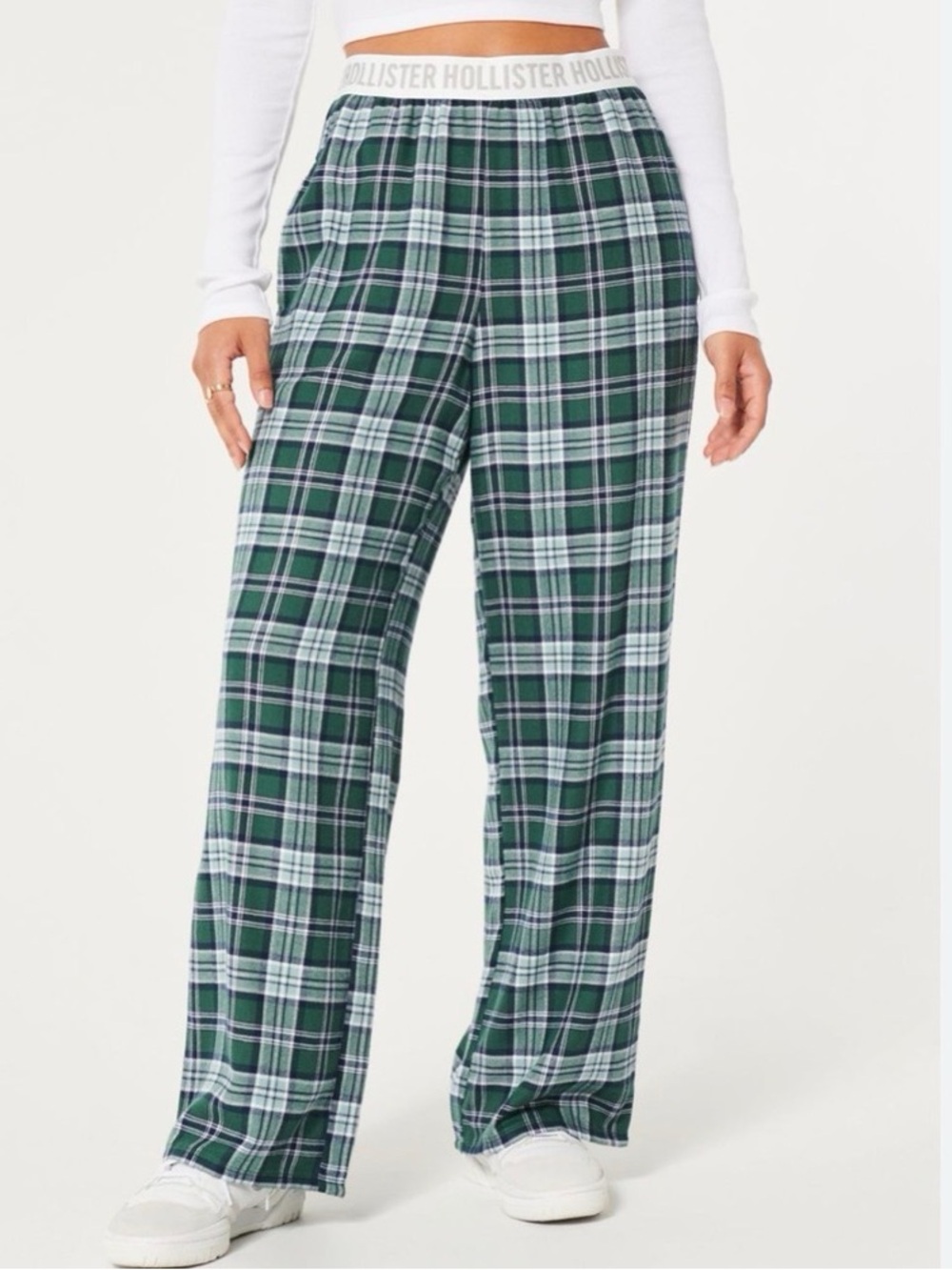 Hollister Medium Green & Navy Plaid Flannel Top